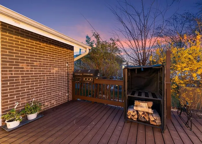 Casa vacanze Cozy Luxury 4br Near Airport *