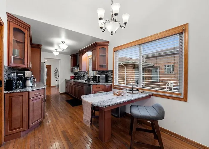 Casa vacanze Cozy Luxury 4br Near Airport