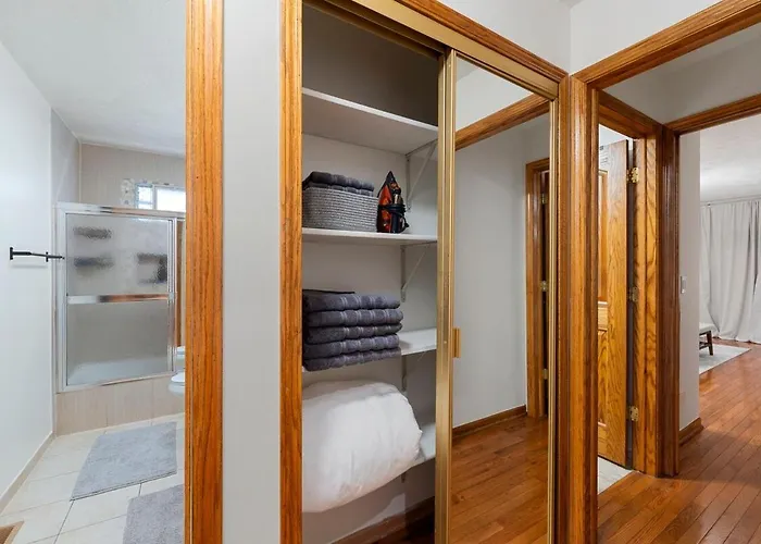 Cozy Luxury 4br Near Airport Des Plaines